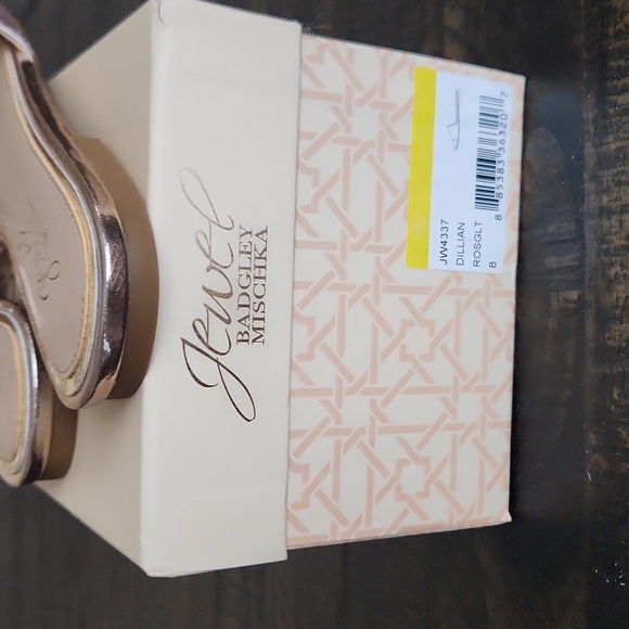 Jewel Badgley Mishka Dillian Rose Gold 8 - Picture 3 of 7